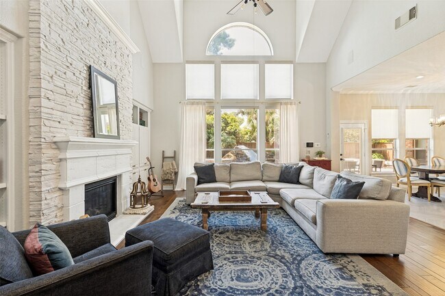 Building Photo - 6011 Shady Alcove Ct