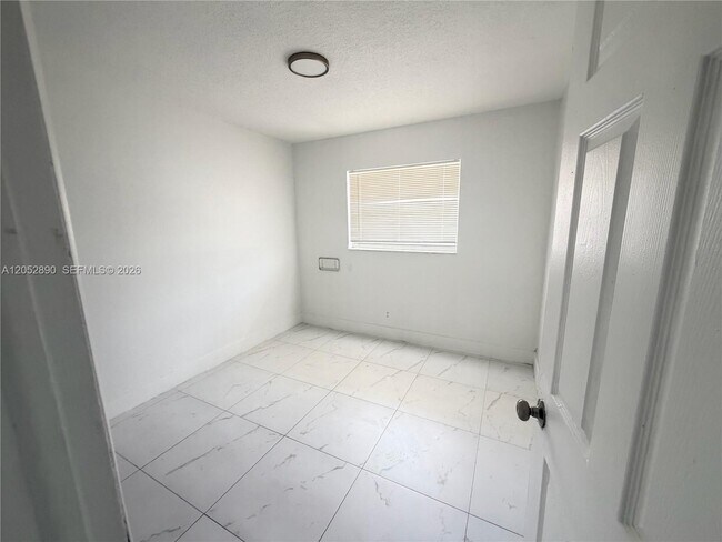 Building Photo - 5307 NW 23rd St