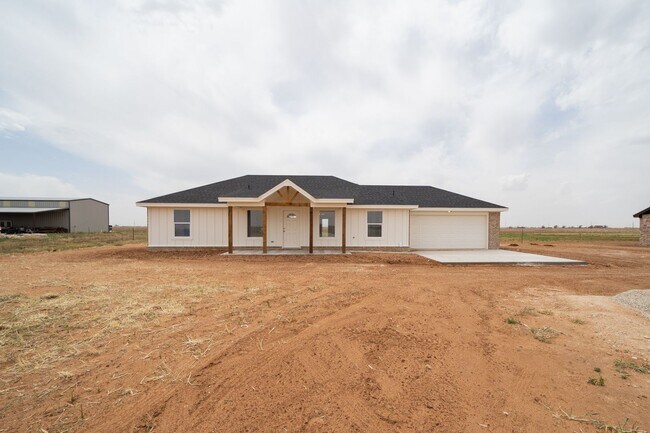 Building Photo - 109 North F M 789