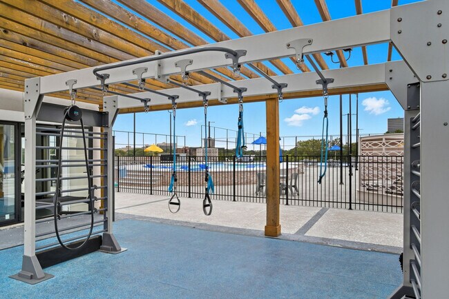 Building Photo - 590 James Maxwell Rd