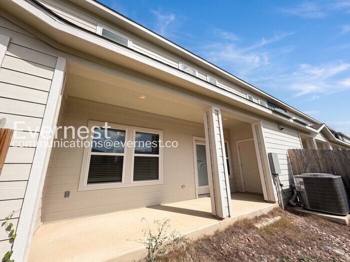 Building Photo - 1850 Settlers Glen Dr