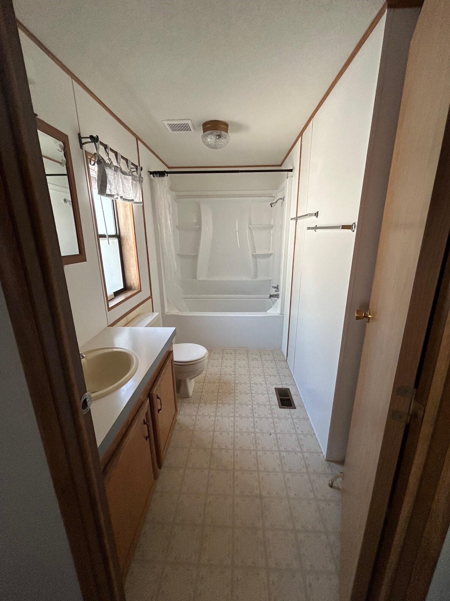 master bath - 6144 Highway 291