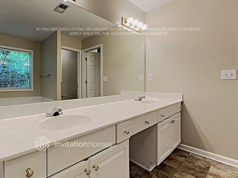 Building Photo - 4621 Howell Farms Dr NW