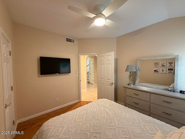 Building Photo - 9216 S 47th Pl