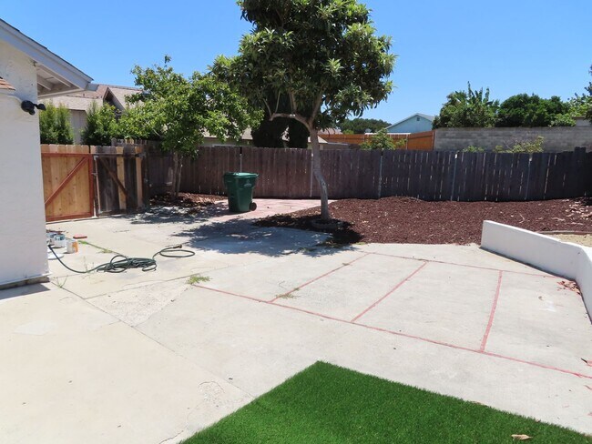 Building Photo - 2160 Leighton Ct