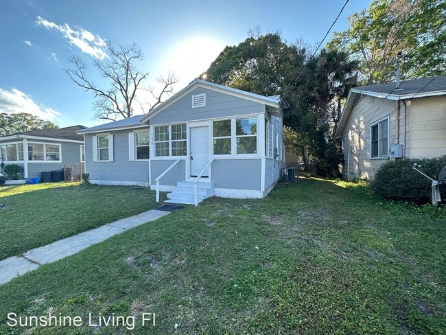 3 br, 1 bath House - 1650 Seminary Street - 1650 Seminary St ...