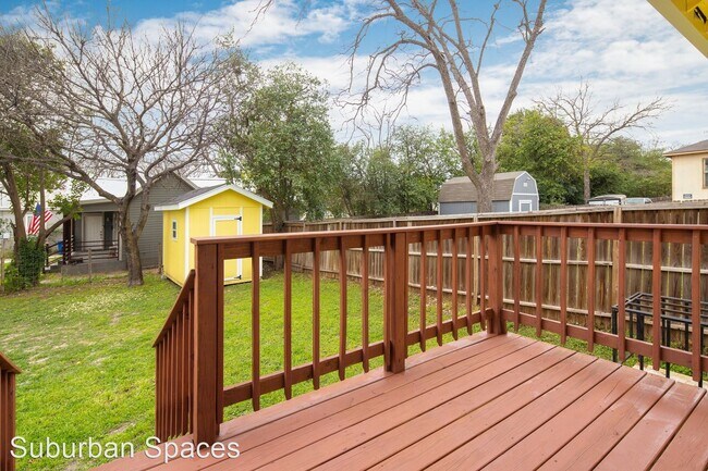Building Photo - 2 br, 1 bath House - 503 N Mesquite St