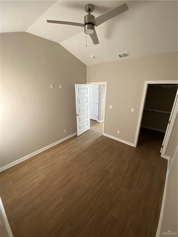 Building Photo - 9 Sparrow Rd