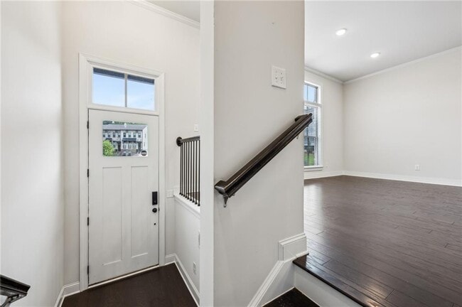 Building Photo - 687 Avondale Creek Dr.