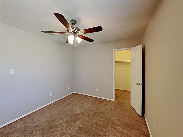 Building Photo - 632 Hutchins Dr
