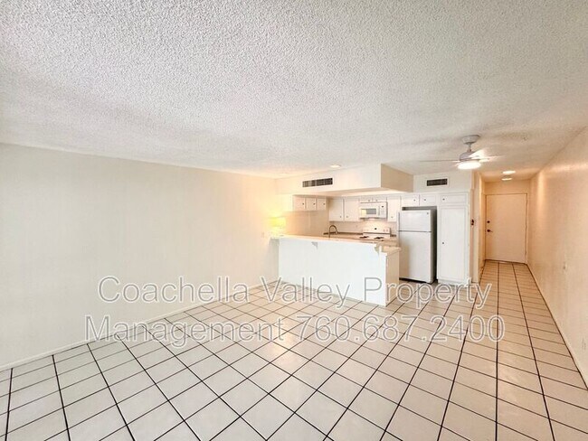 Building Photo - 1655 E Palm Canyon Dr