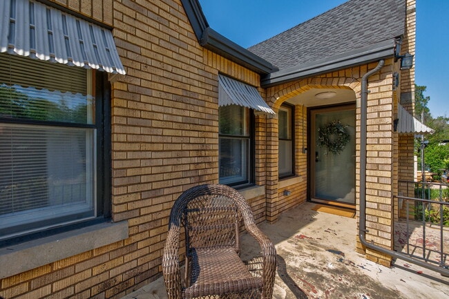 Building Photo - 2708 NW 11th St