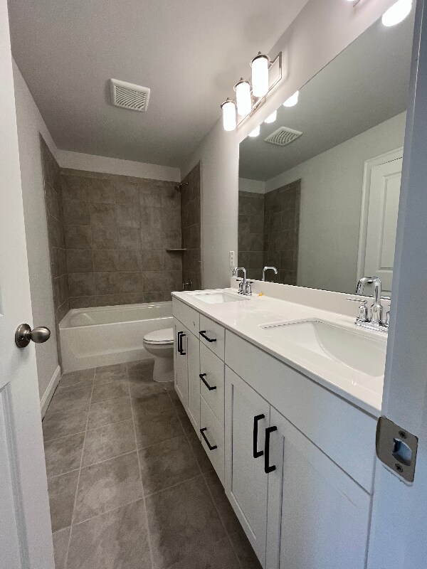 Building Photo - 812 Mackay Crk