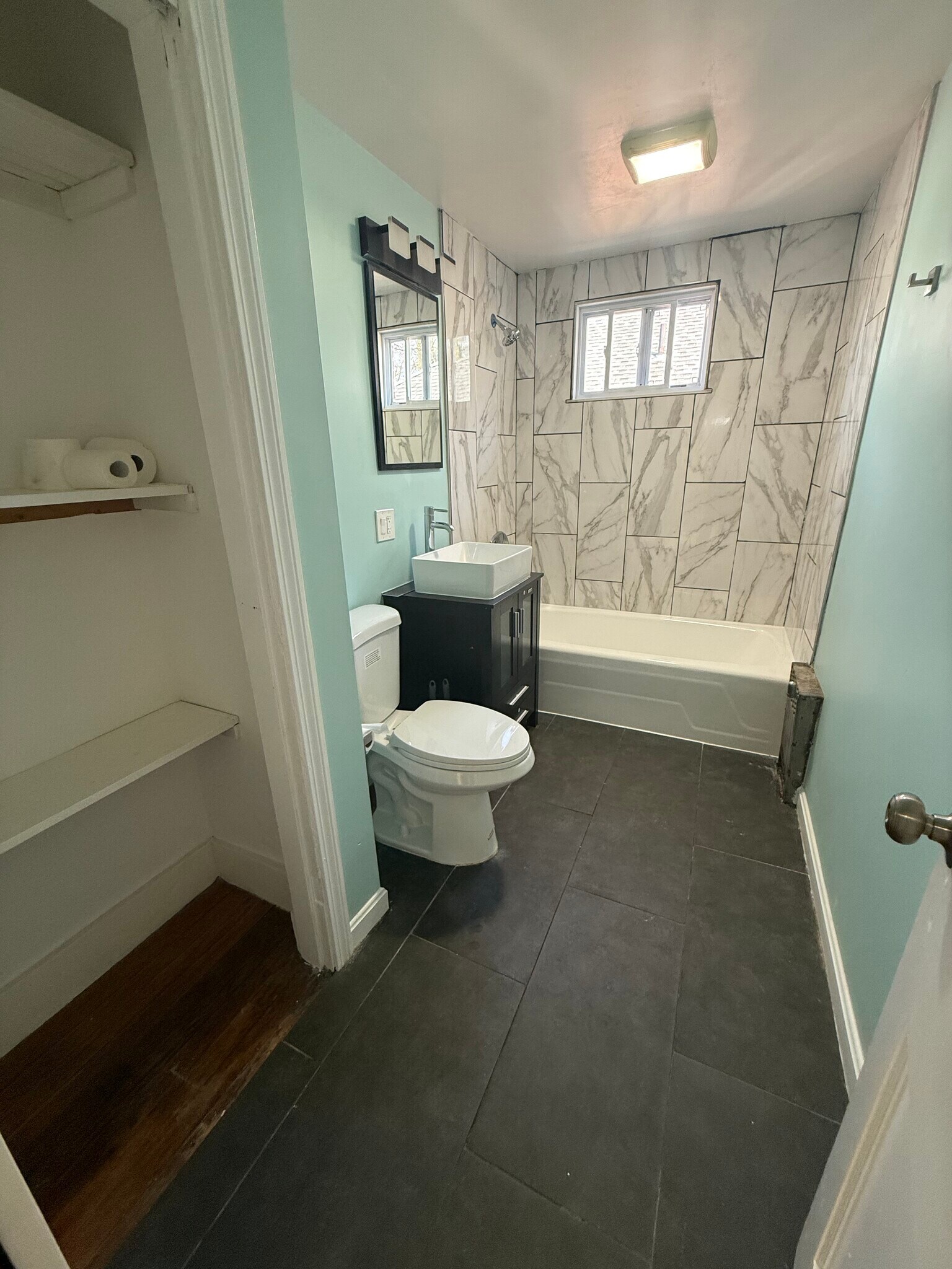 Building Photo - 129 Stanwood St