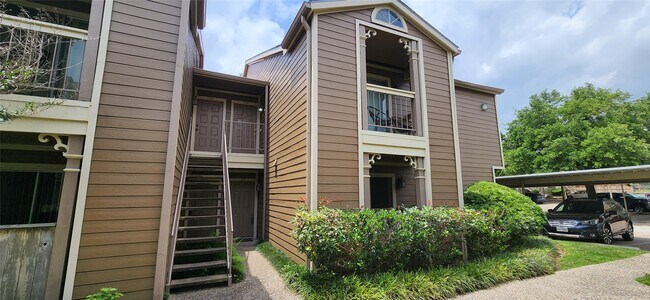 Building Photo - 1860 White Oak Dr