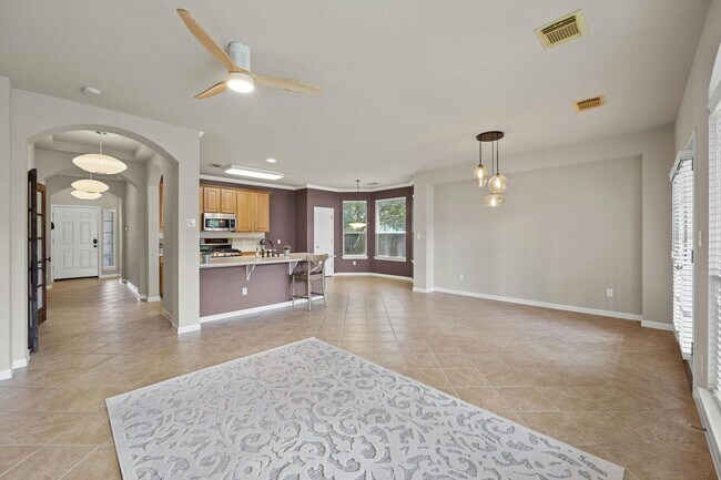 Building Photo - Elegant Home in Teravista Golf Course Comm...