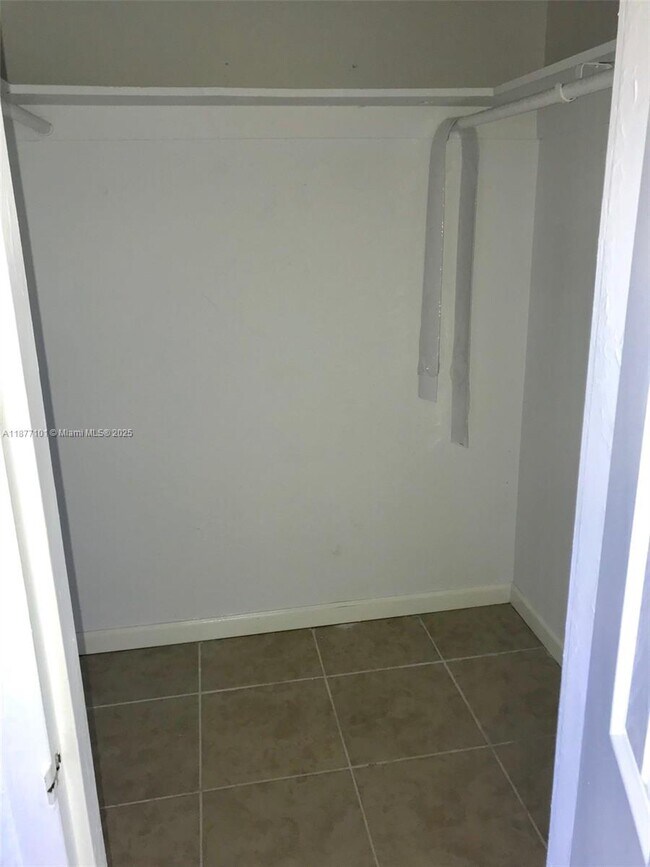 Building Photo - 9974 SW 88th St