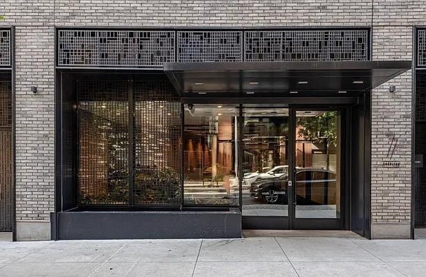 Building Photo - 77 Charlton St