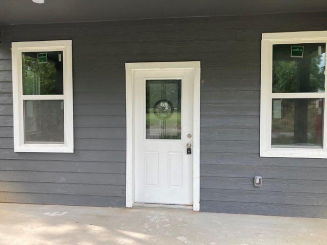 Building Photo - 4106 Park St