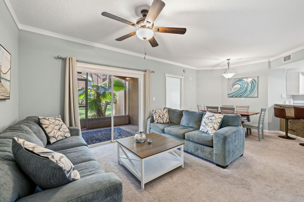 Building Photo - 5060 Fairways Cir