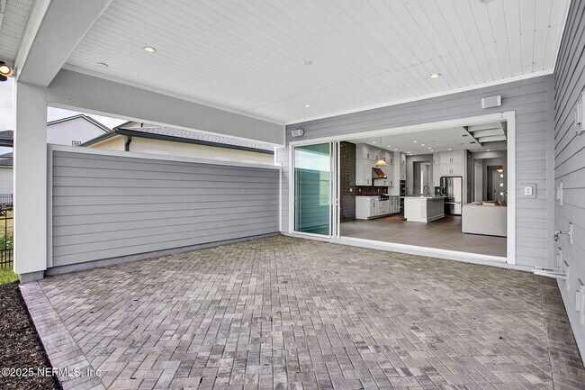 Building Photo - 11476 Madelynn Dr