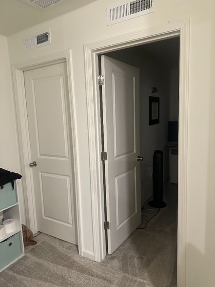 Building Photo - 3087 Spline Cir