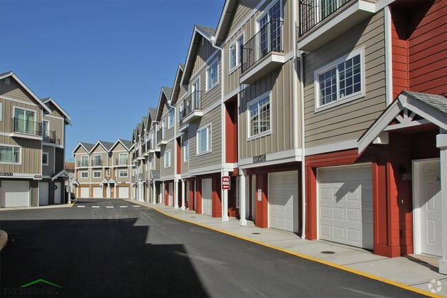 Parking Area - Miller Creek Court