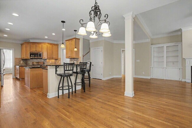 Building Photo - Spacious and Move-in Ready 4-Bedroom in Cary!