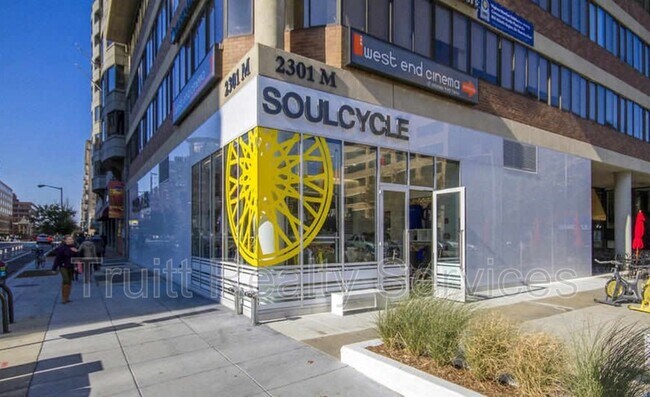 Building Photo - 1230 23rd St NW