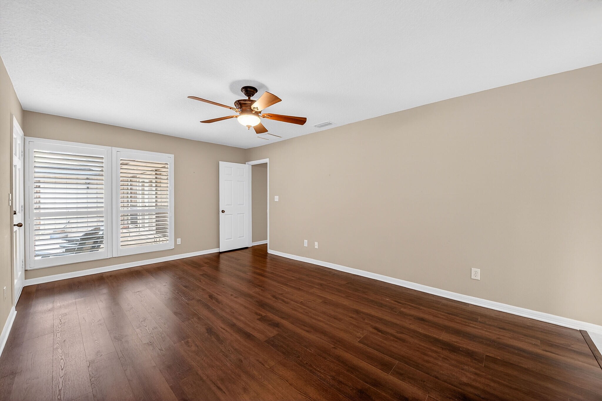 Building Photo - 1886 Demetree Dr