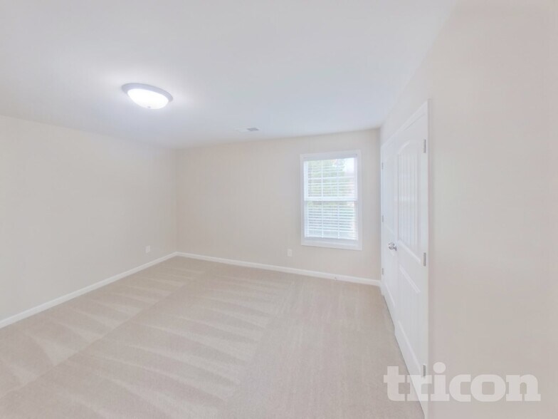 Building Photo - 4028 Effie Seward Dr