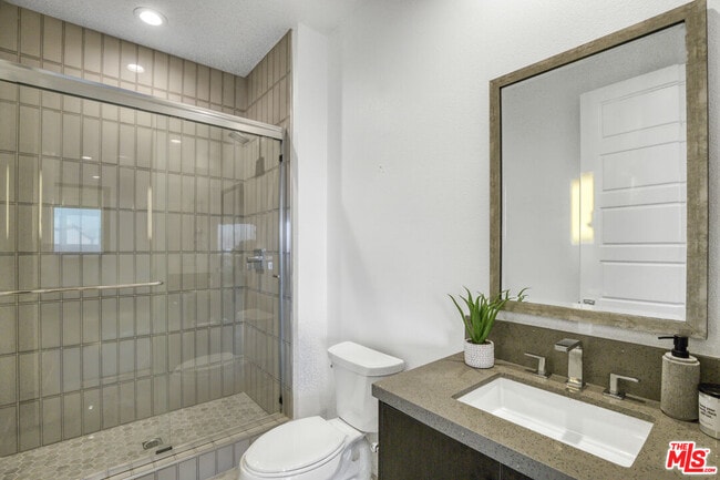 Building Photo - 20248 Willoughby Ln