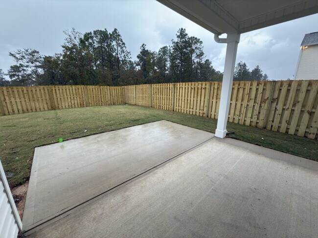 Building Photo - 685 Count Fleet Ct