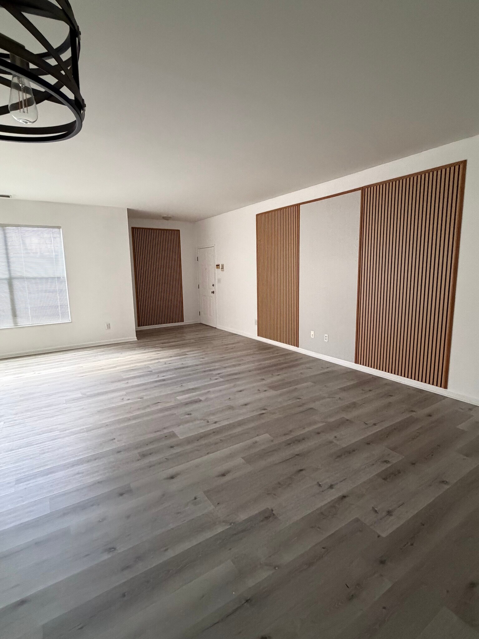 Building Photo - 6505 Saint Andrews Dr