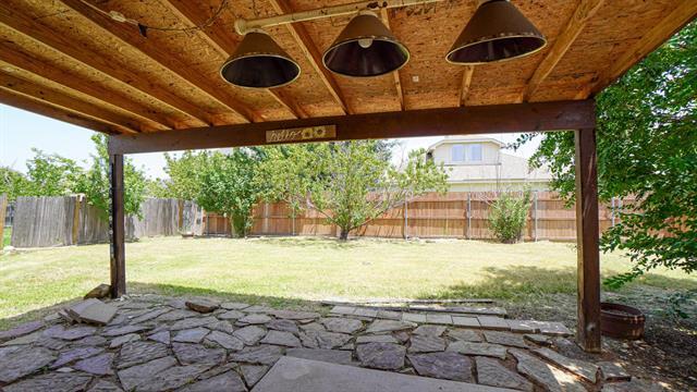 Building Photo - 2110 Rose May Dr