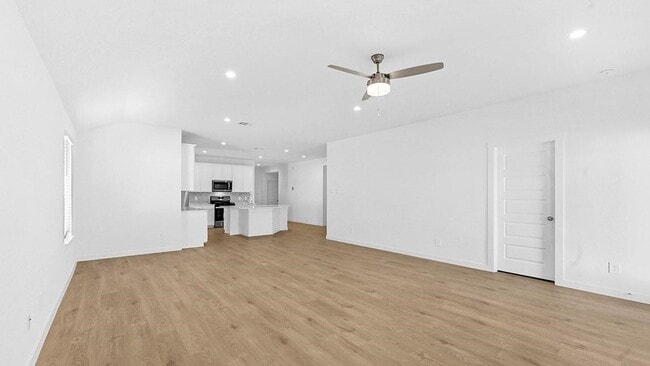 Building Photo - 31702 Carlisle Cv Ct