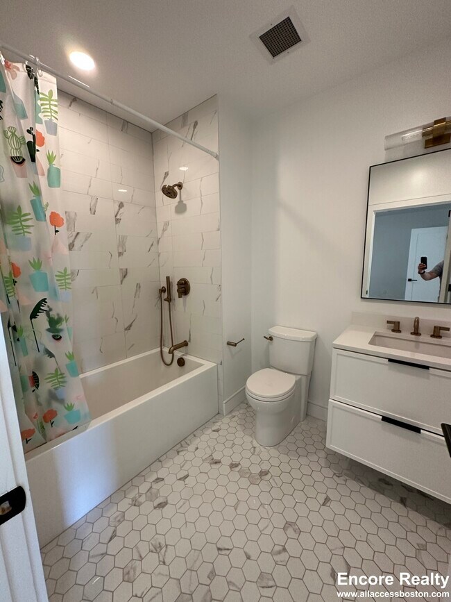 Building Photo - 54 Leo M Birmingham Pky