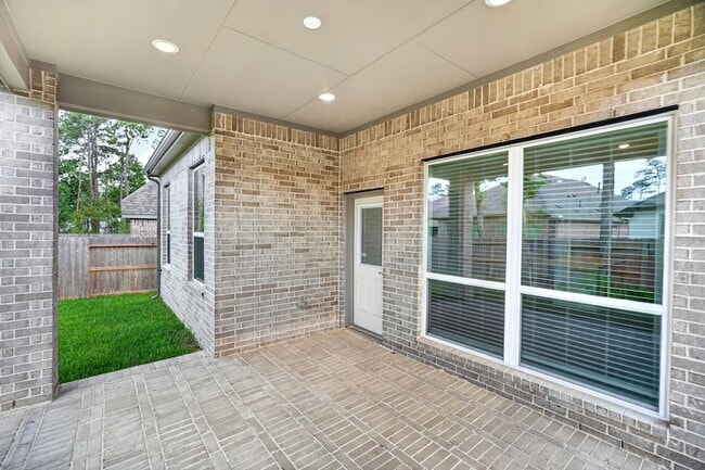 Building Photo - 295 Mallards Rim Dr