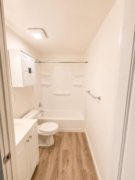 Building Photo - 5056 Folkstone Dr