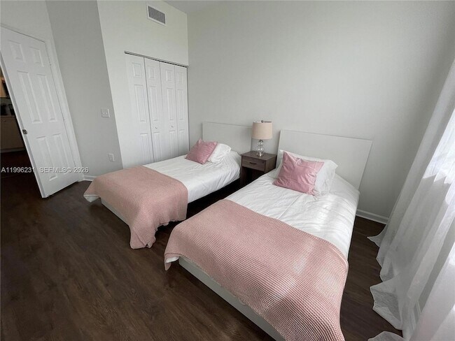 Building Photo - 11720 St Andrews Place St