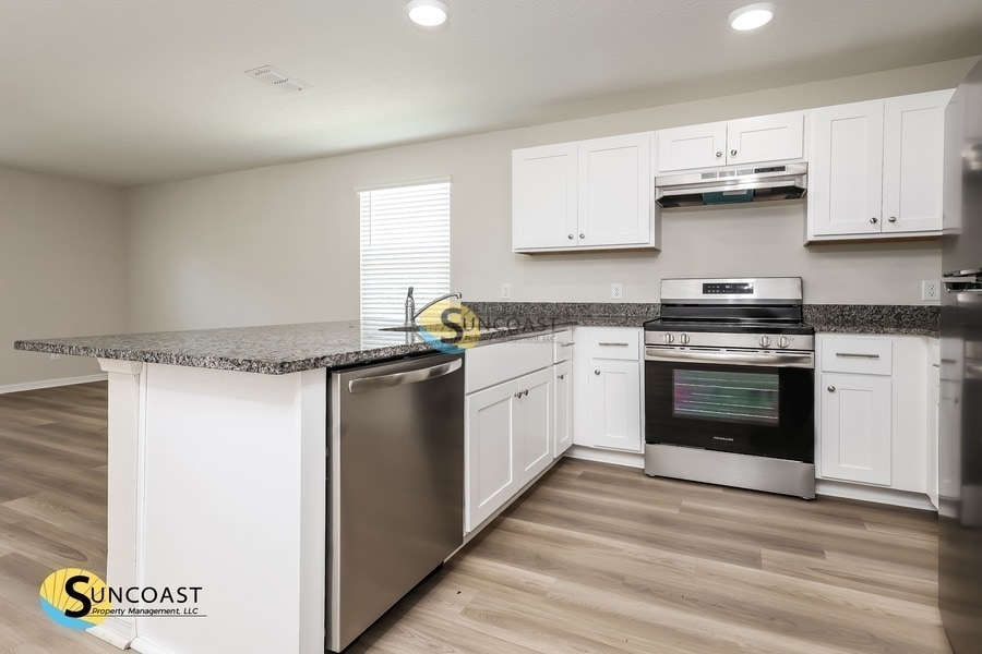 Building Photo - 11479 Oakfield Ct