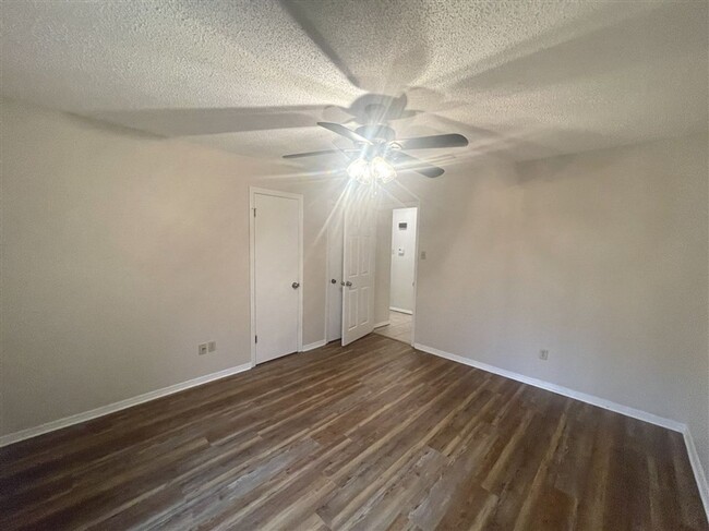Building Photo - Benton La 3 bed home for lease | Benton LA...