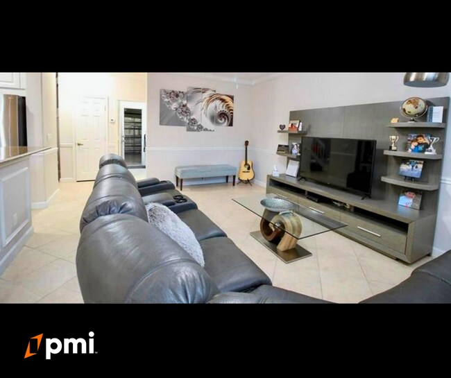 Building Photo - "Spacious 4-Bed, 3-Bath Retreat in Boynton Beach – 2,730 Sq. Ft. of Comfort!"