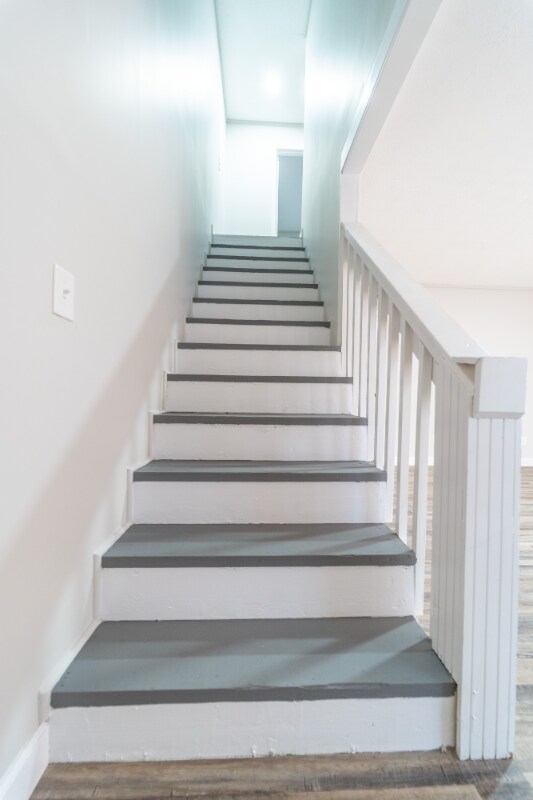 Building Photo - 162 Cumberland Rd