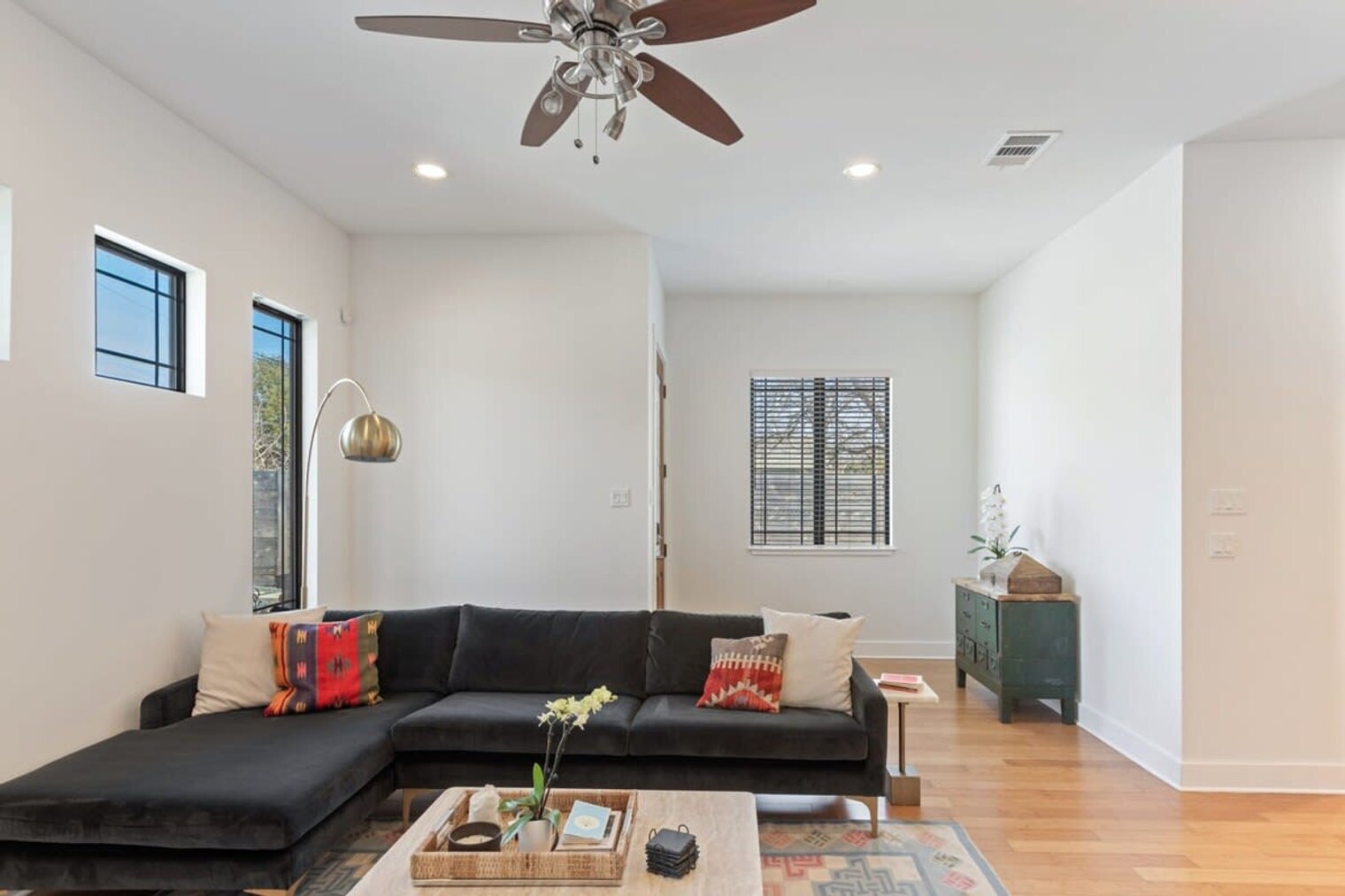 Building Photo - 1803 E 18th St