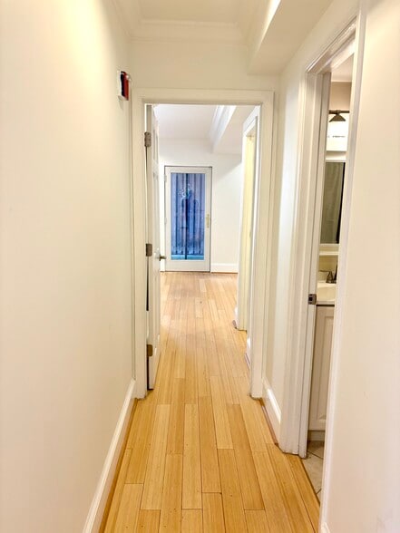 Building Photo - 1663 Newton St NW