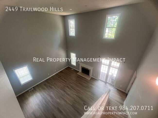 Building Photo - 2449 Trailwood Hills Dr