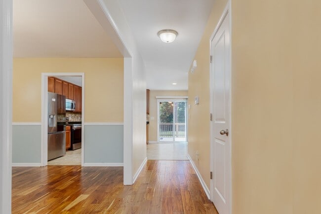 Building Photo - Beautiful home on one of Lake Carolina's largest cul-de-sac lots!