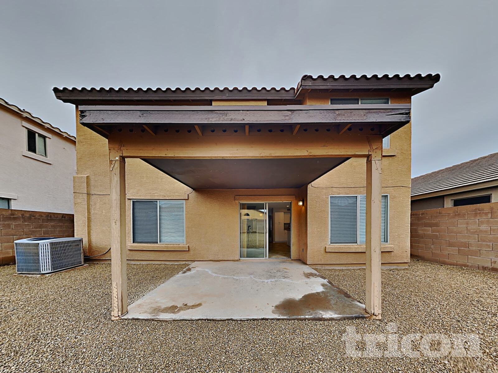 Building Photo - 8738 W Golden Ln