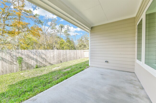 Building Photo - 3915 Sugardale St